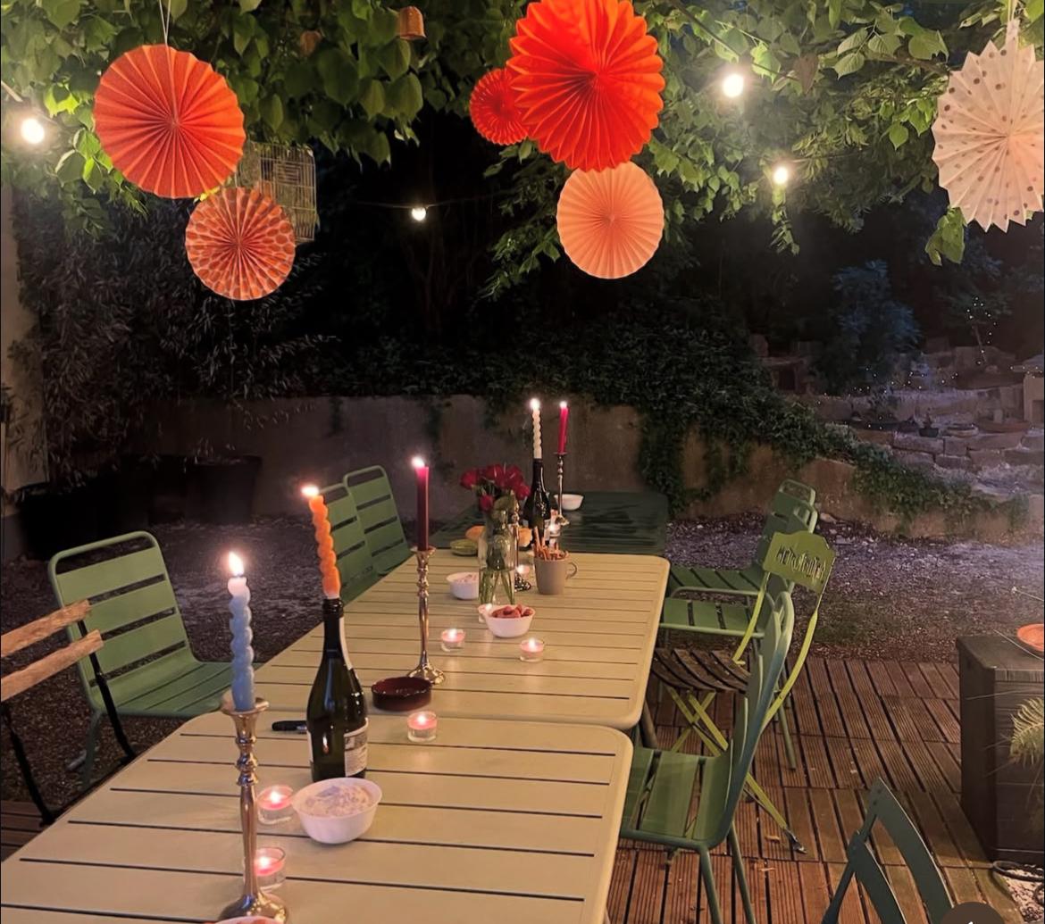 tables repas entre amis